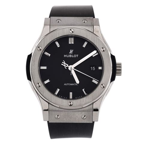 Cumpărați pe Chrono24 Hublot Classic Fusion